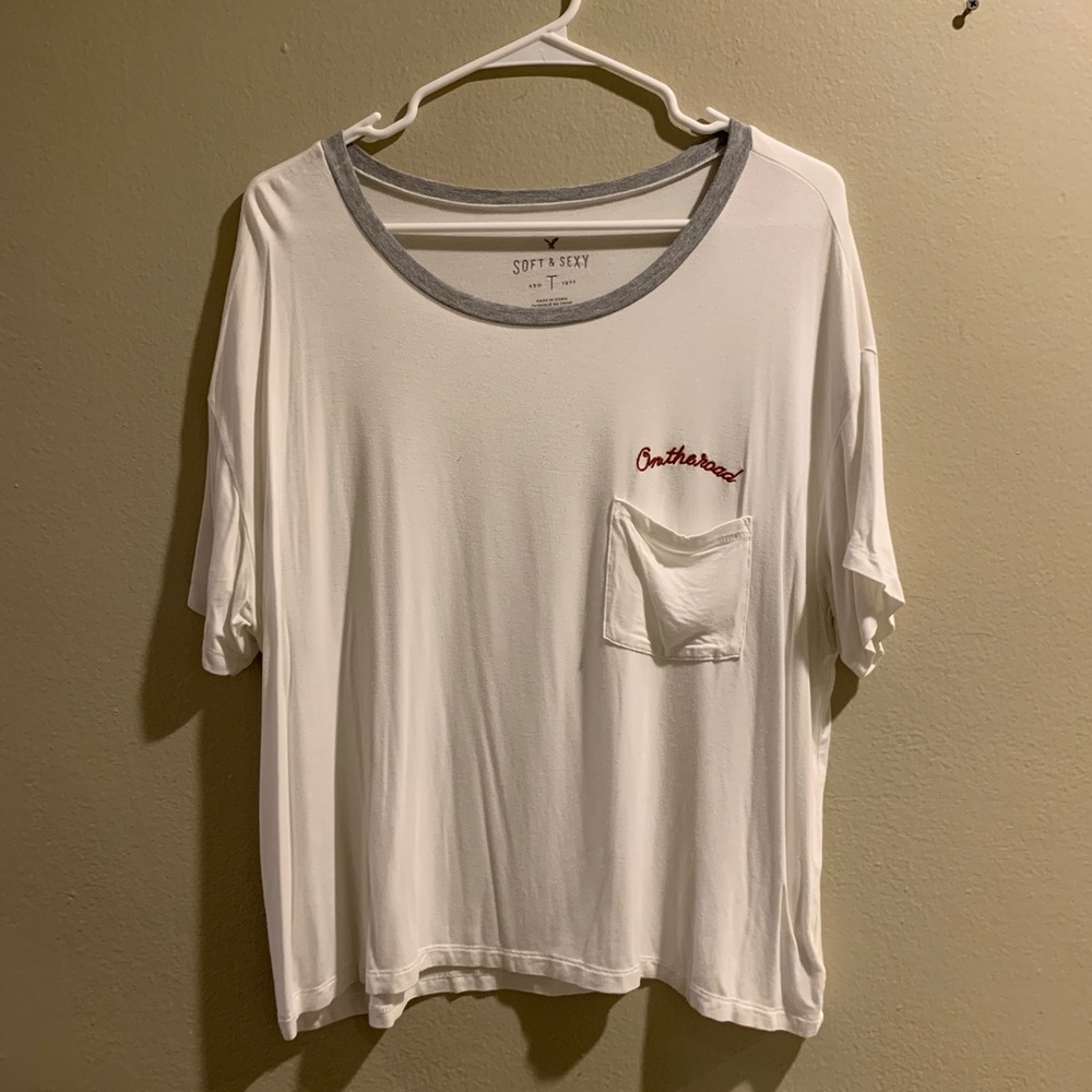 American Eagle t-shirt